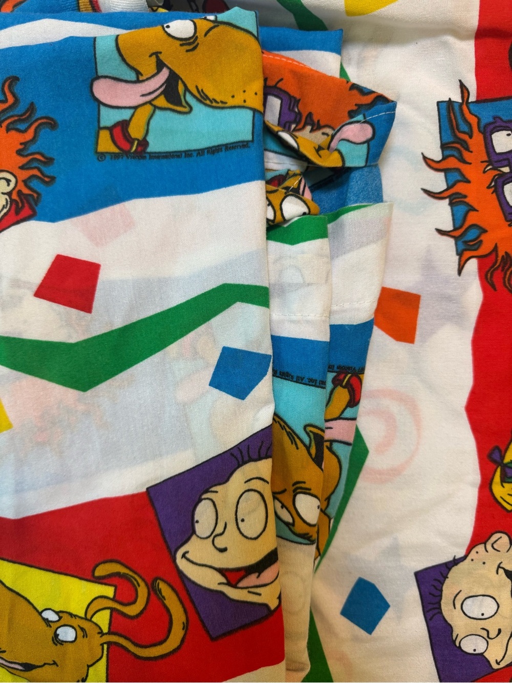 Colorful 90s Rugrats Print twin bed sheet - Multicolor